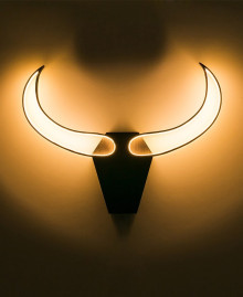Дерев'яний світильник Bull skull