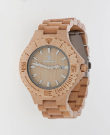 Наручний годинник з дерева Maple Classic