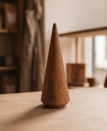 Wooden figurine "Molfar"