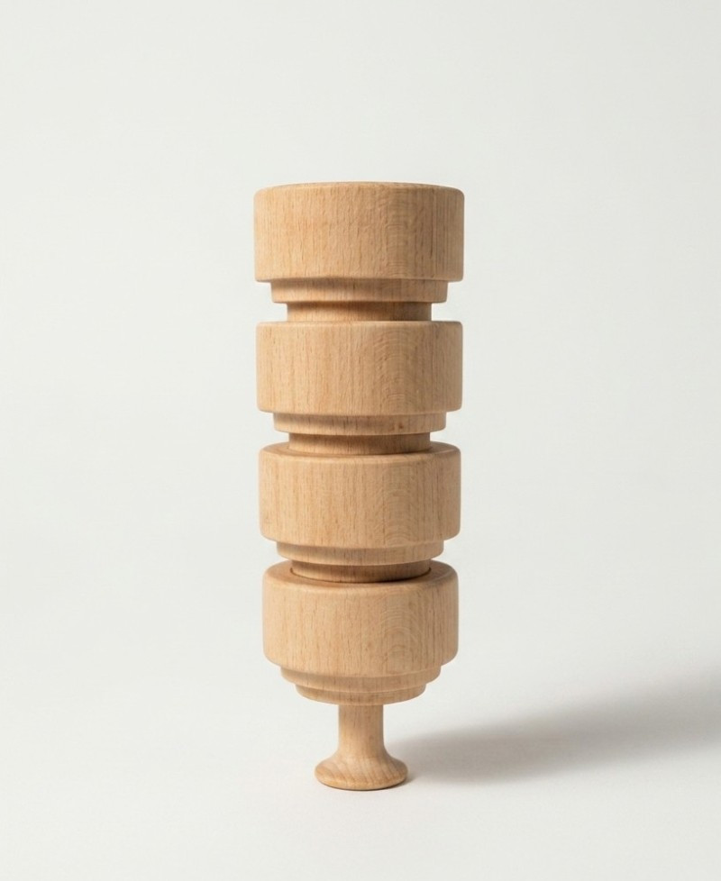 Wooden figurine "Plai"