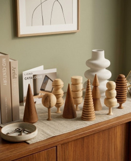 Wooden figurine "Molfar"