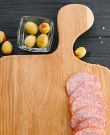Wooden rectangular cutting board (oak)