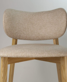 Wooden semi-bar stool "Hawk"