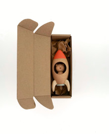 Wooden toy "A teddy bear with a rocket"