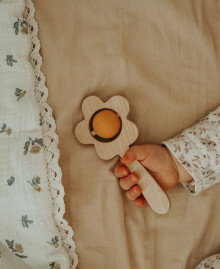 Wooden rattle "Flower"