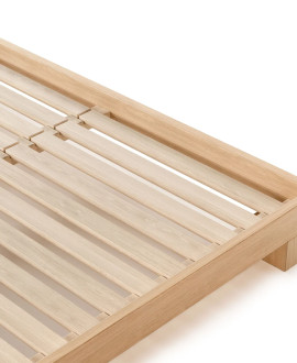 Wooden low bed CUBE