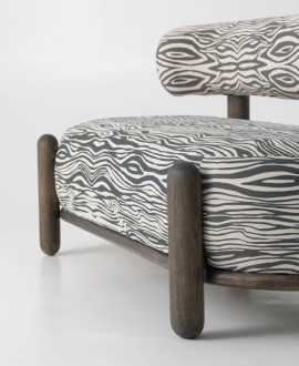 Wooden sofa "Striha"