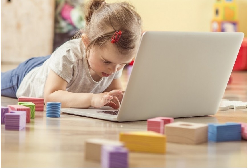 Чудове поєднання: дерев’яні іграшки зустрічають цифрові технології