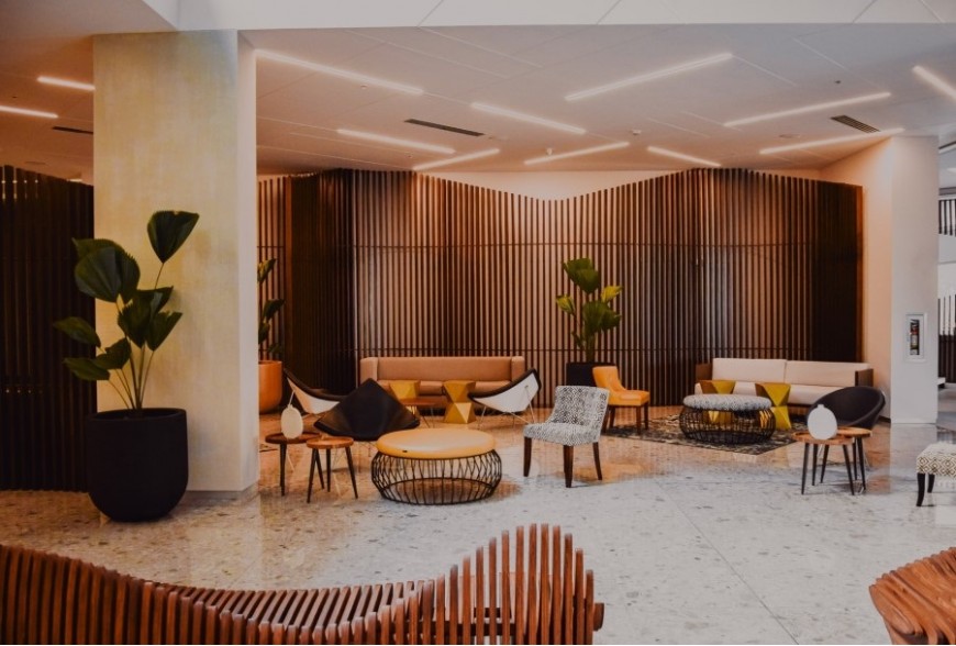 Деревянная мебель для HoReCa