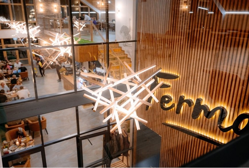 Wooden lamps for HoReCa