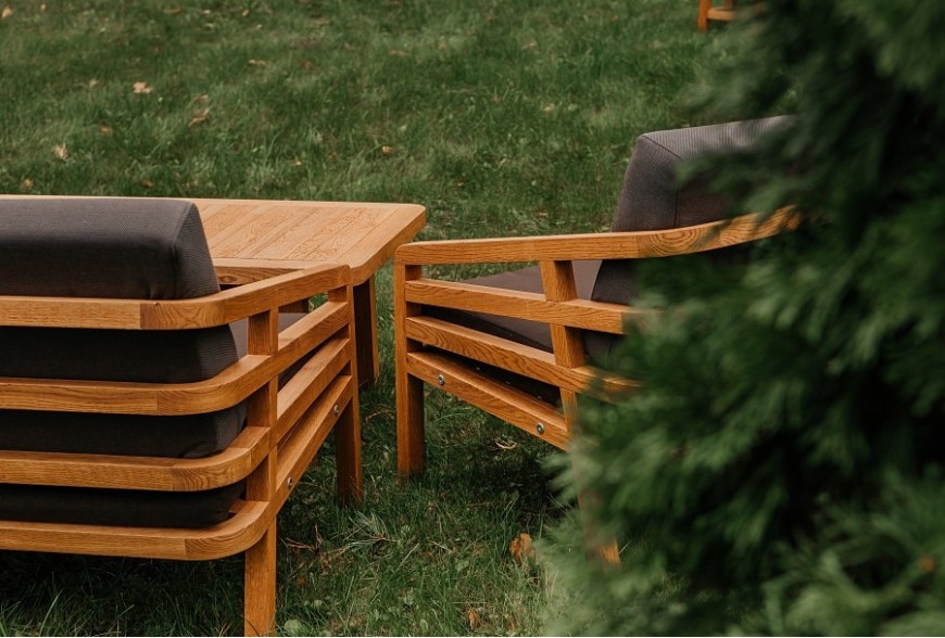 Деревянная садовая мебель